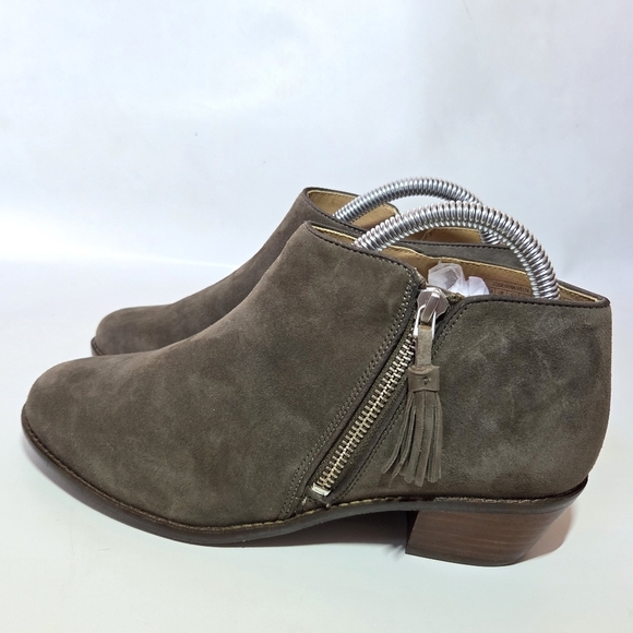 Vionic Women's Serena Leather Boho Casual Ankle Moto Biker Boot In Dark Green 8 - Picture 2 of 15